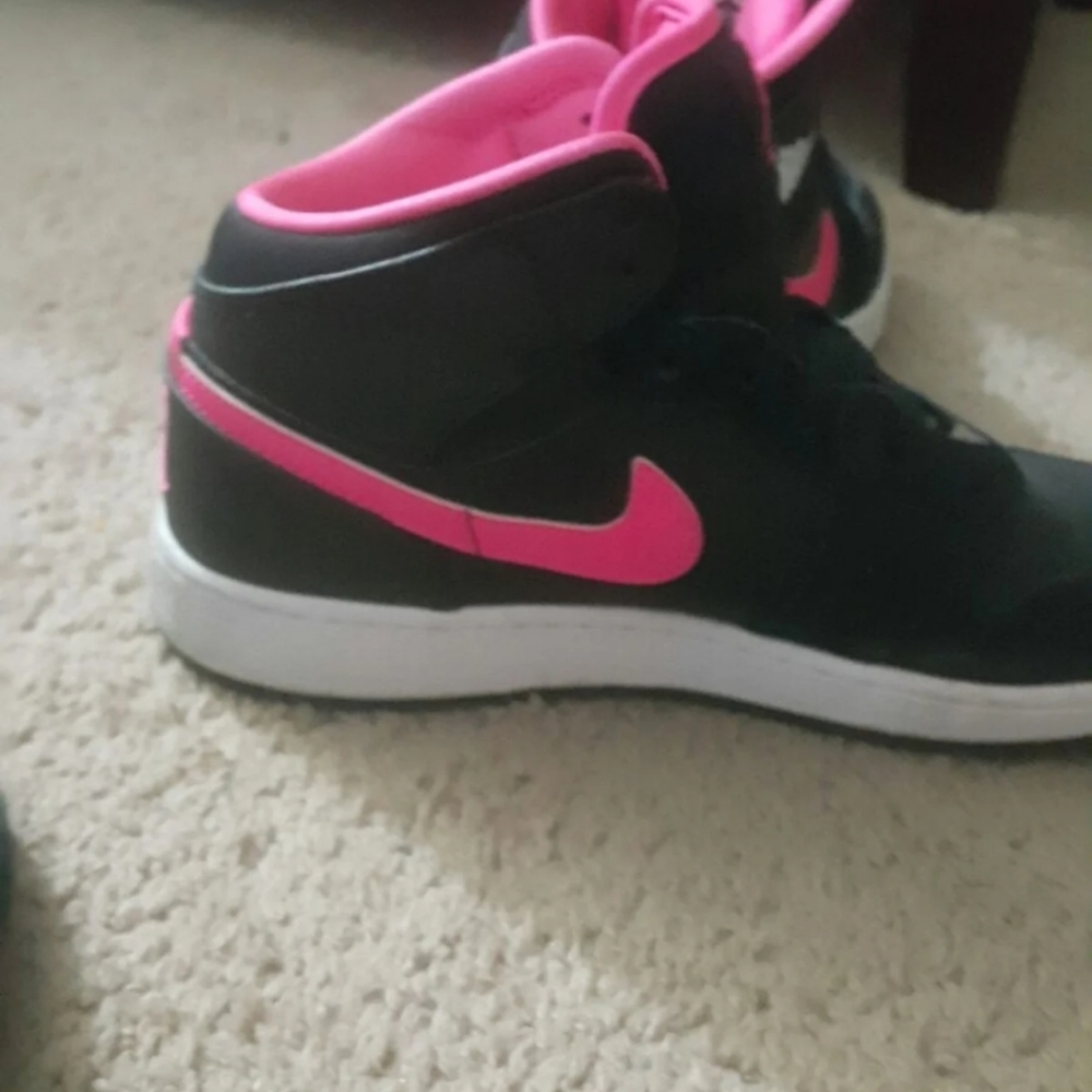 Youth jordans